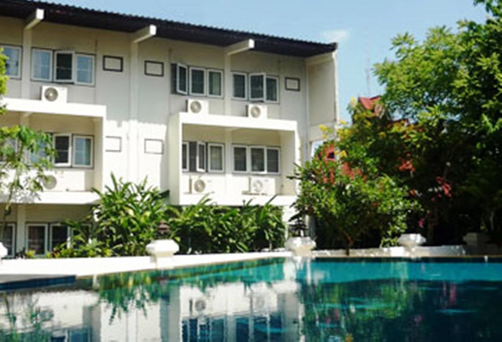 Changpuak Hotel Τσιάνγκ Μάι Εξωτερικό φωτογραφία