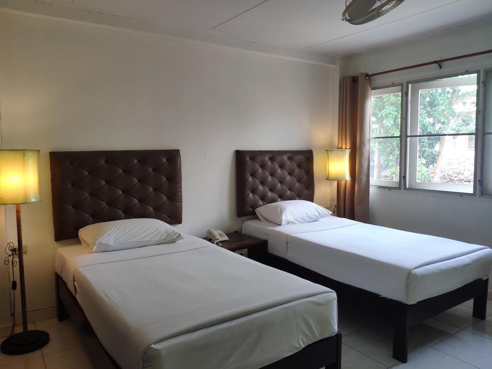 Changpuak Hotel Τσιάνγκ Μάι Εξωτερικό φωτογραφία