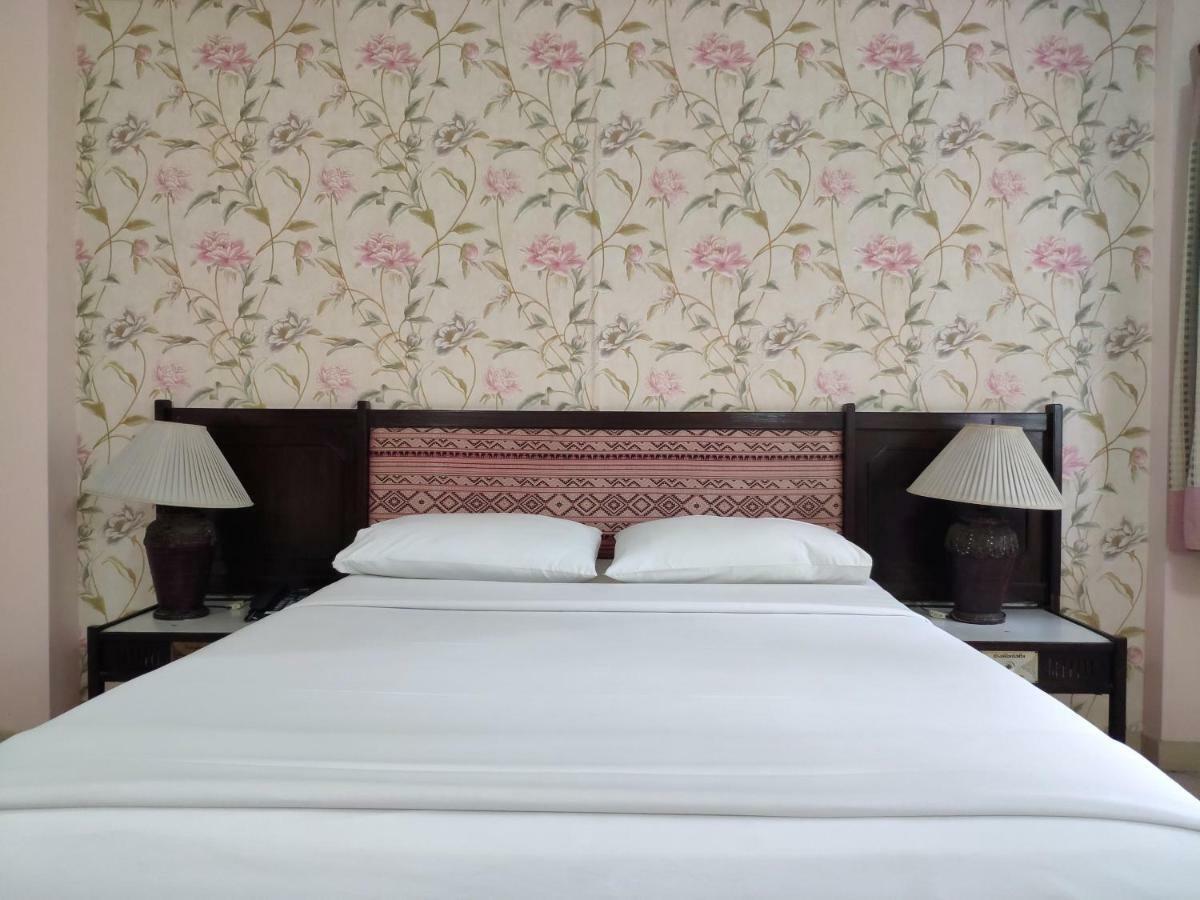 Changpuak Hotel Τσιάνγκ Μάι Εξωτερικό φωτογραφία